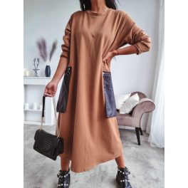 Zsebes oversize ruha-barna